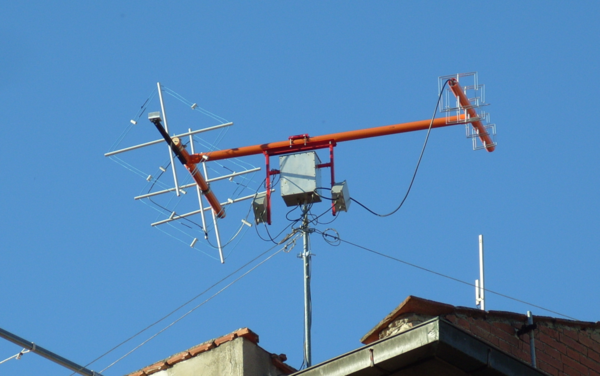 Antenne VHF/UHF per traffico satellitare di IK5NAX